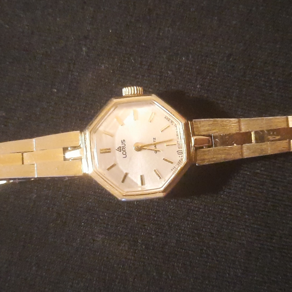 Vintage Lorus ladies watch